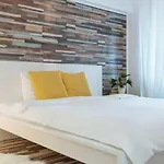아파트 Amazing View - 3br - Piata Unirii