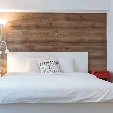 شقة Amazing View - 3br - Piata Unirii *